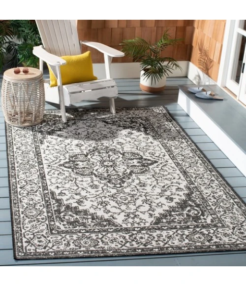 Safavieh Beach House BHS137 Light Grey / Charcoal 3' X 5' Rectangle Area Rug