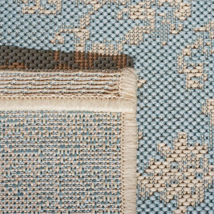 Safavieh Beach House BHS137 Aqua / Cream 4' X 4' Round Area Rug