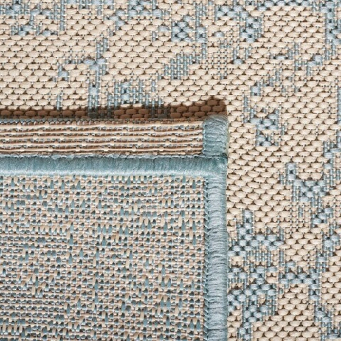 Safavieh Beach House BHS137 Cream / Aqua 2'-2" X 4' Accent Area Rug