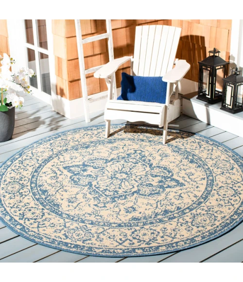 Safavieh Beach House BHS137 Cream / Blue 4' X 4' Round Area Rug
