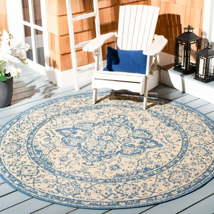 Safavieh Beach House BHS137 Cream / Blue 4' X 4' Round Area Rug