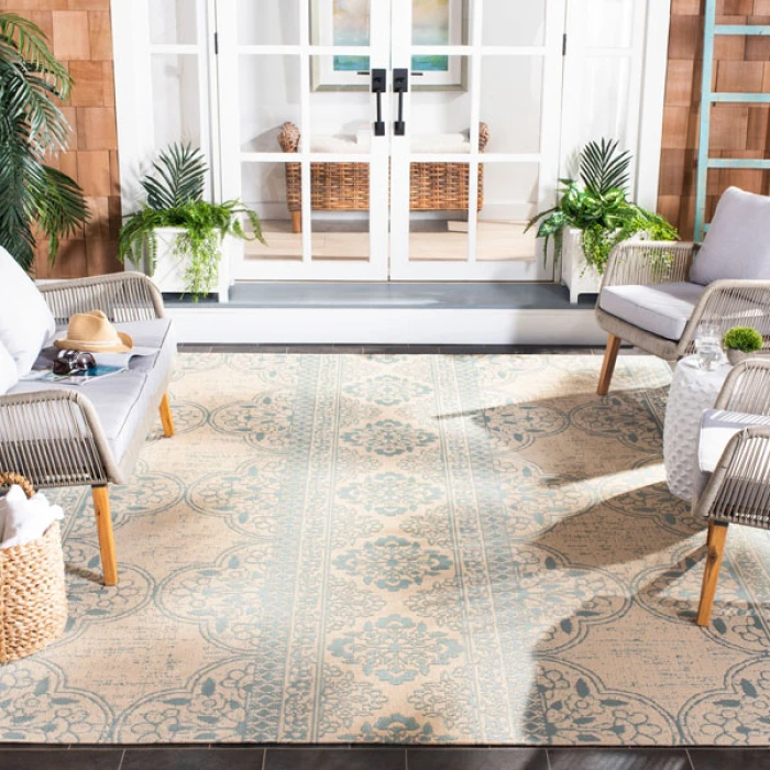 Safavieh Beach House BHS174 Aqua / Cream 4' X 6' Rectangle Area Rug