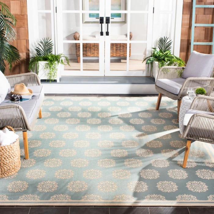 Safavieh Beach House BHS181 Aqua / Cream 4' X 6' Rectangle Area Rug