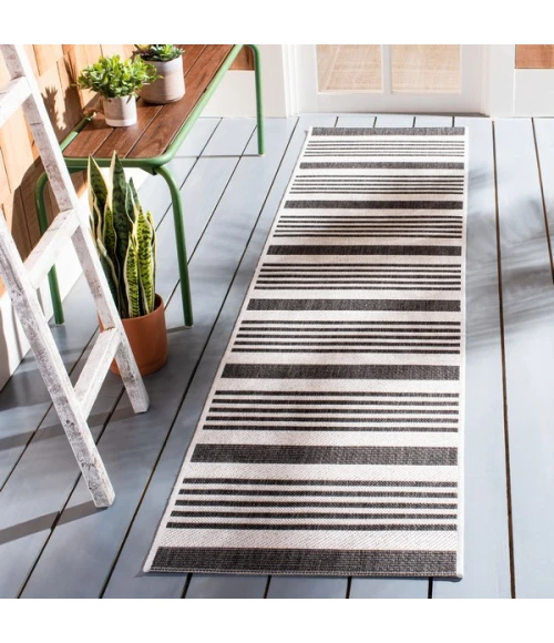 Safavieh Beach House BHS222 Light Grey / Charcoal 2'-2" X 6' Runner Area Rug