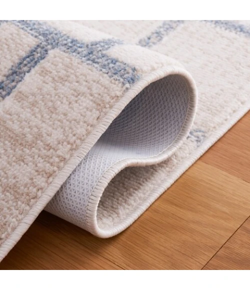 Safavieh Blair Washable BLR238 Beige / Grey 4' X 6' Rectangle Area Rug