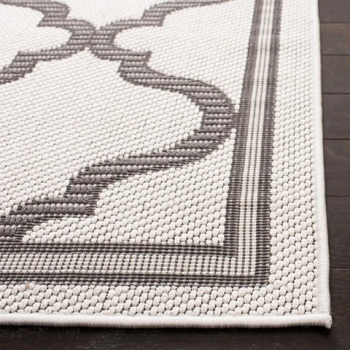 Safavieh Bermuda BMU810 Ivory / Grey 2' X 8' Runner Area Rug