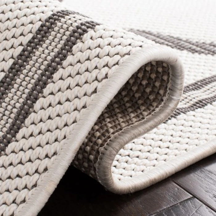 Safavieh Bermuda BMU810 Ivory / Grey 2' X 8' Runner Area Rug