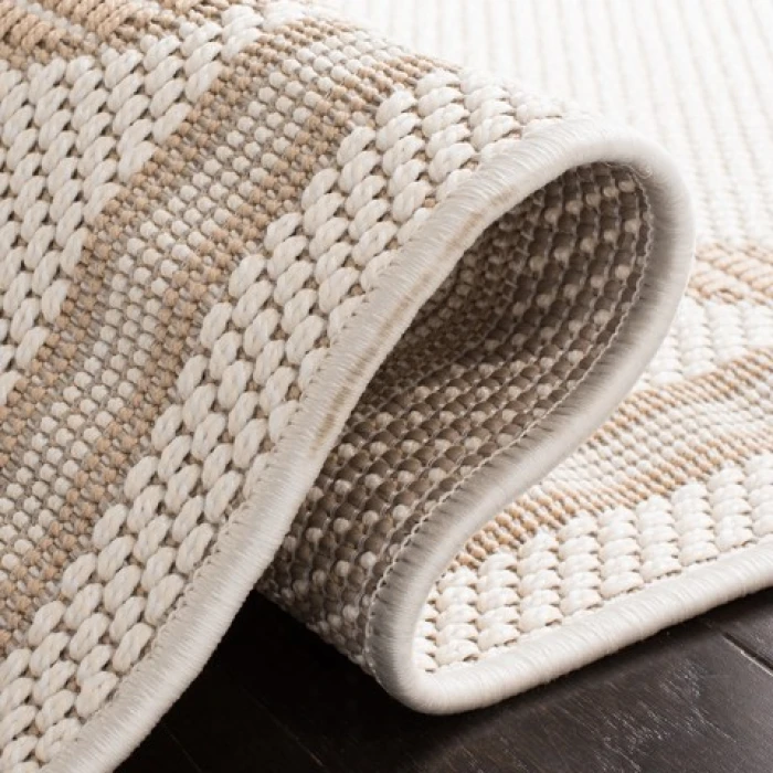 Safavieh Bermuda BMU810 Ivory / Beige 2' X 4' Accent Area Rug