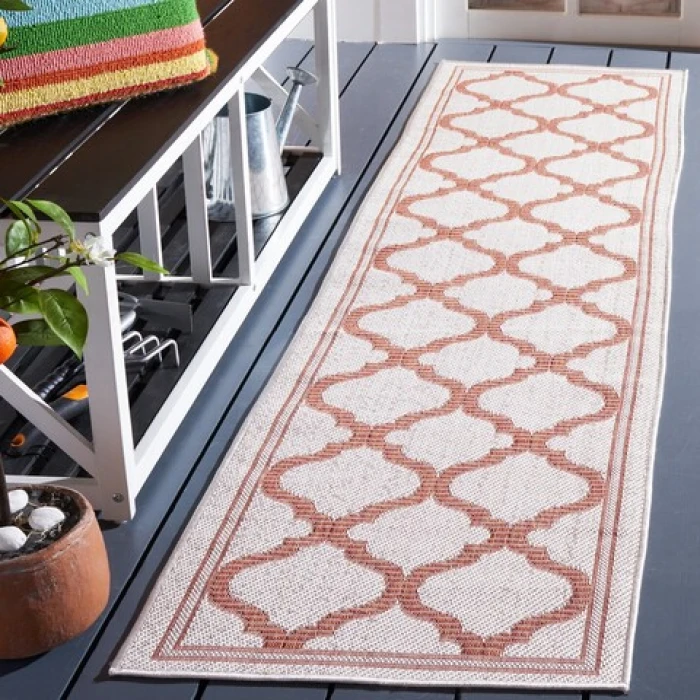 Safavieh Bermuda BMU810 Ivory / Rust 2' X 8' Runner Area Rug