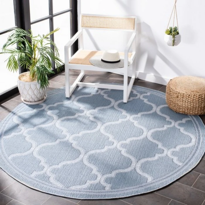 Safavieh Bermuda BMU810 Light Blue / Ivory 6'-7" X 6'-7" Round Area Rug