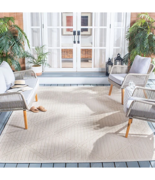 Safavieh Bermuda BMU811 Cream / Beige 5'-3" X 5'-3" Square Area Rug
