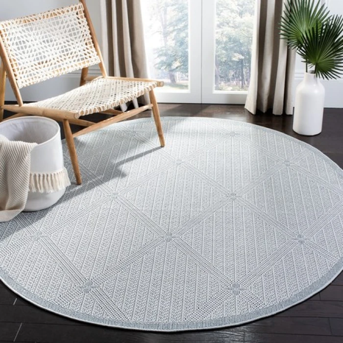 Safavieh Bermuda BMU811 Light Blue / Ivory 8' X 8' Round Area Rug