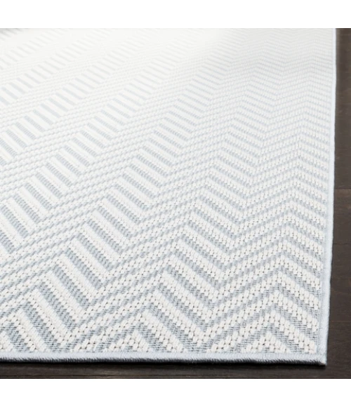 Safavieh Bermuda BMU812 Light Blue / Cream 6'-7" X 6'-7" Round Area Rug