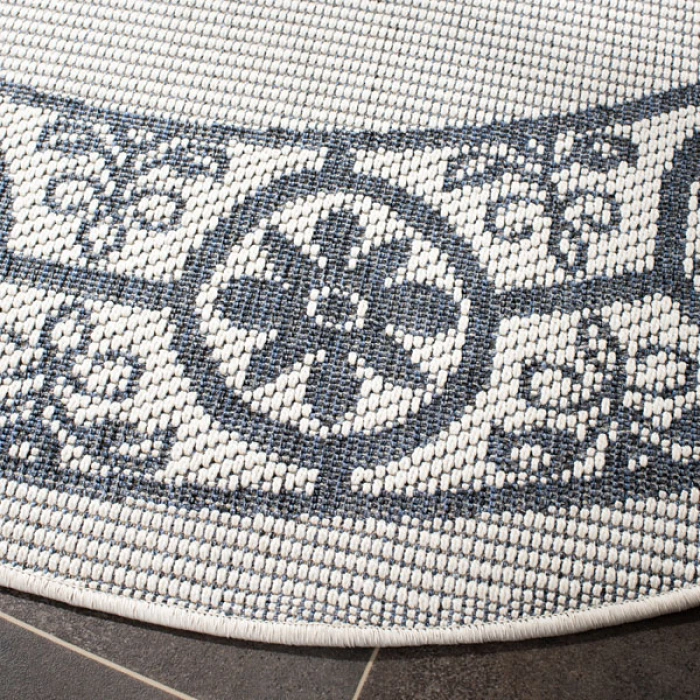 Safavieh Bermuda BMU815 Ivory / Charcoal 4' X 6' Rectangle Area Rug