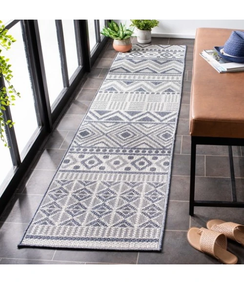 Safavieh Bermuda BMU818 Cream / Navy 2' X 10' Runner Area Rug
