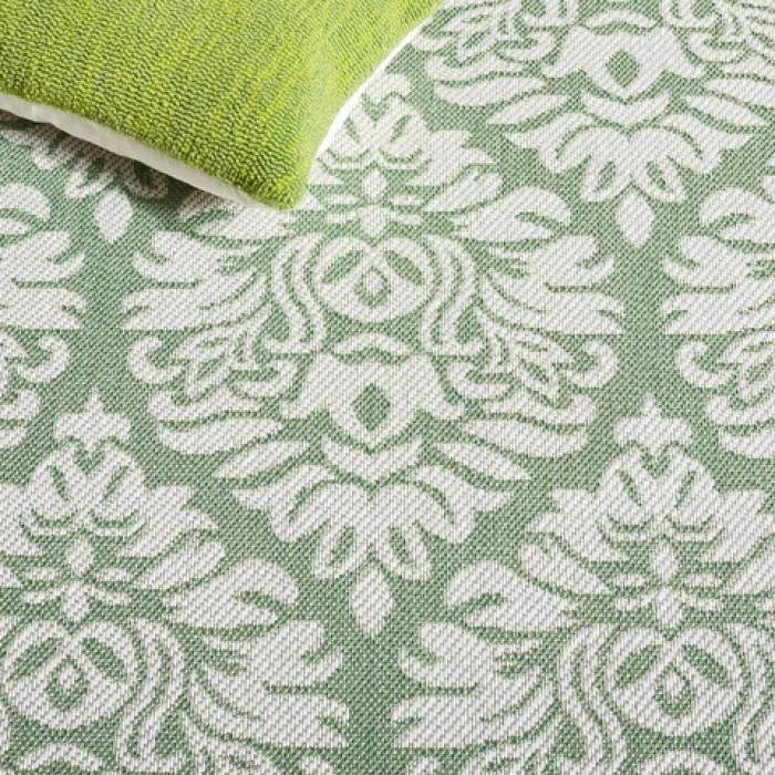 Safavieh Bermuda BMU821 Ivory / Green 8' X 10' Rectangle Area Rug