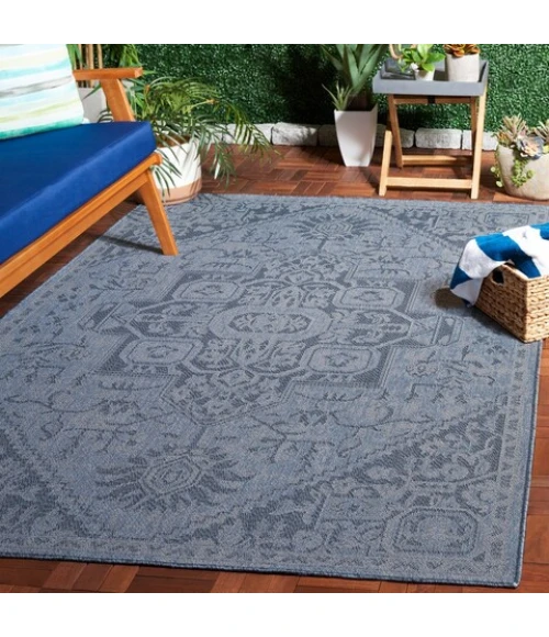 Safavieh Bermuda BMU841 Navy 5'-3" X 7'-6" Rectangle Area Rug