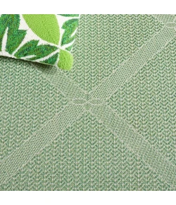 Safavieh Bermuda BMU851 Green / Ivory 9' X 12' Rectangle Area Rug