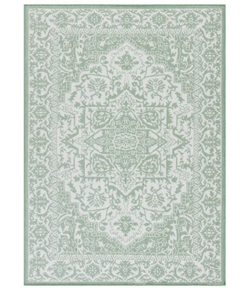 Safavieh Bermuda BMU885 Green / Ivory 5'-3" X 7'-6" Rectangle Area Rug