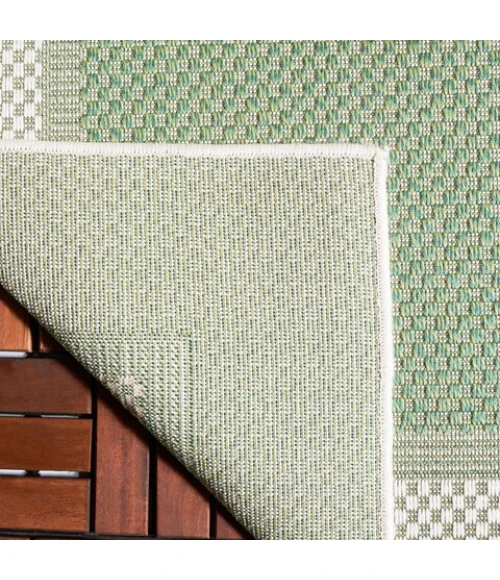 Safavieh Bermuda BMU886 Green / Ivory 2' X 8' Runner Area Rug