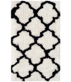Safavieh Barcelona Shag BSG319 Ivory / Black 2'-3" X 4' Accent Area Rug
