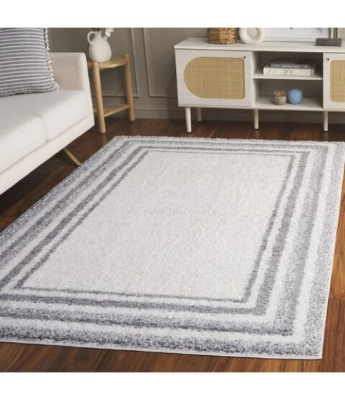 Safavieh Border & Stripe Shag BSP251 Ivory / Grey 4'-5" x 6'-5" Rectangle Area Rug