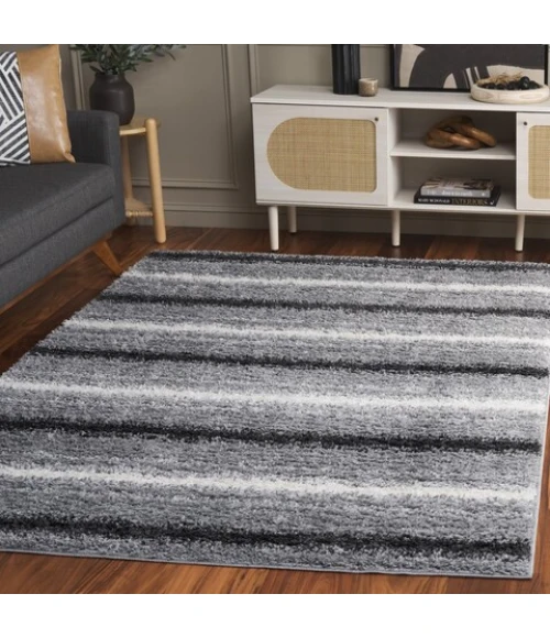 Safavieh Border & Stripe Shag BSP252 Grey / Black 4'-5" x 6'-5" Rectangle Area Rug