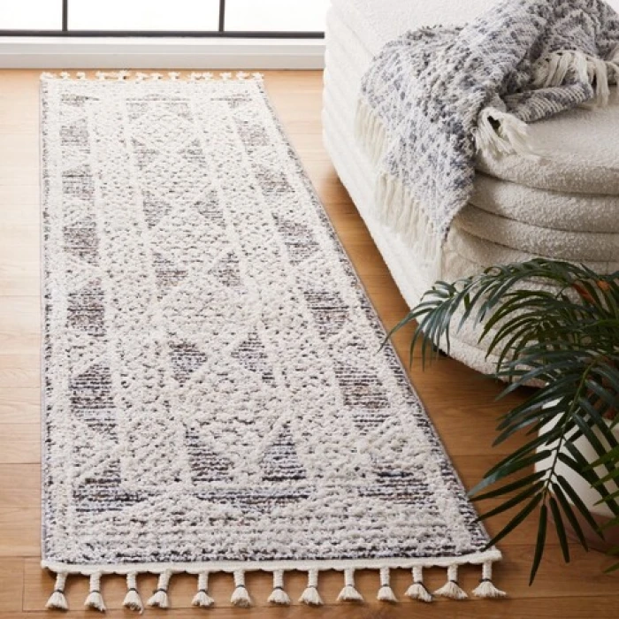 Safavieh Chapel Black / Ivory CHP404 2 ft. 2 in. X 8 ft. Runner Rug