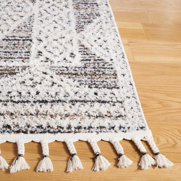 Safavieh Chapel Black / Ivory CHP404 5 ft. 3 in. X 7 ft. 6 in. Rectangle Rug