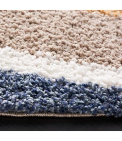 Safavieh Calico Shag Taupe / Ivory CLC104 6 ft. 7 in. X 6 ft. 7 in. Round Rug