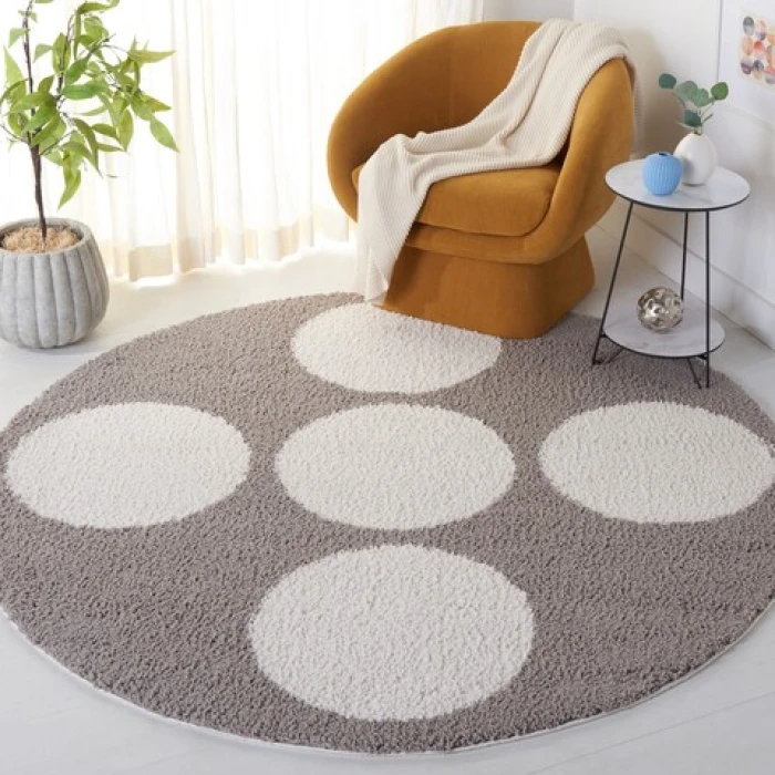 Safavieh Calico Shag Grey / Ivory CLC120 6 ft. 7 in. X 6 ft. 7 in. Round Rug