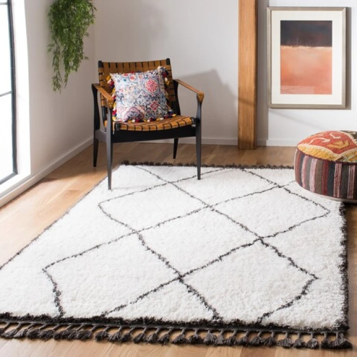 Safavieh Carmella Shag  Cream / Grey CRM226 6 ft. 7 in. X 6 ft. 7 in. Square Rug