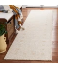 Safavieh Ebony Gold / Ivory EBN109 2 ft. 3 in. X 9 ft. Runner Rug