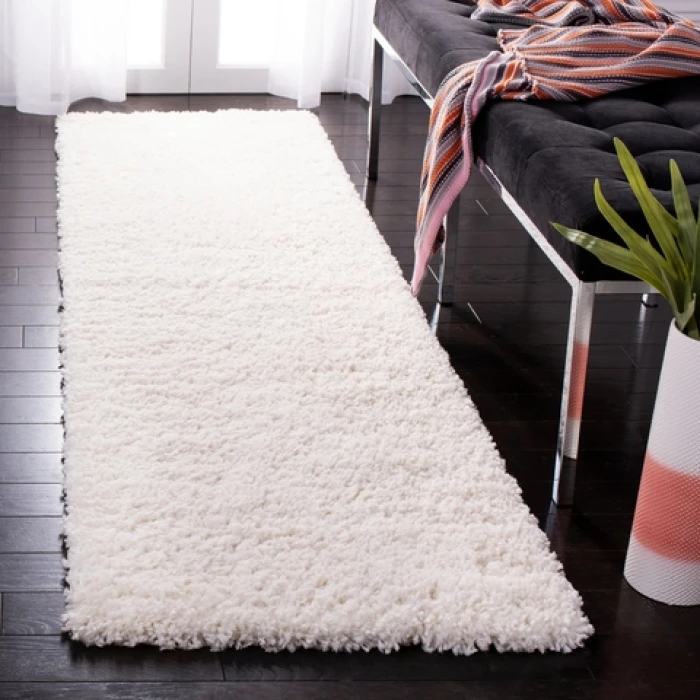 Safavieh Fontana Shag  Ivory FNT800 2 ft. 3 in. X 10 ft. Runner Rug