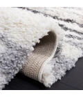 Safavieh Fontana Shag  Ivory / Grey FNT833 6 ft. 7 in. X 6 ft. 7 in. Round Rug