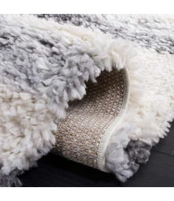 Safavieh Fontana Shag  Ivory / Grey FNT835 2 ft. 3 in. X 8 ft. Runner Rug