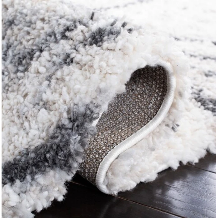 Safavieh Fontana Shag  Ivory / Grey FNT848 6 ft. 7 in. X 6 ft. 7 in. Round Rug
