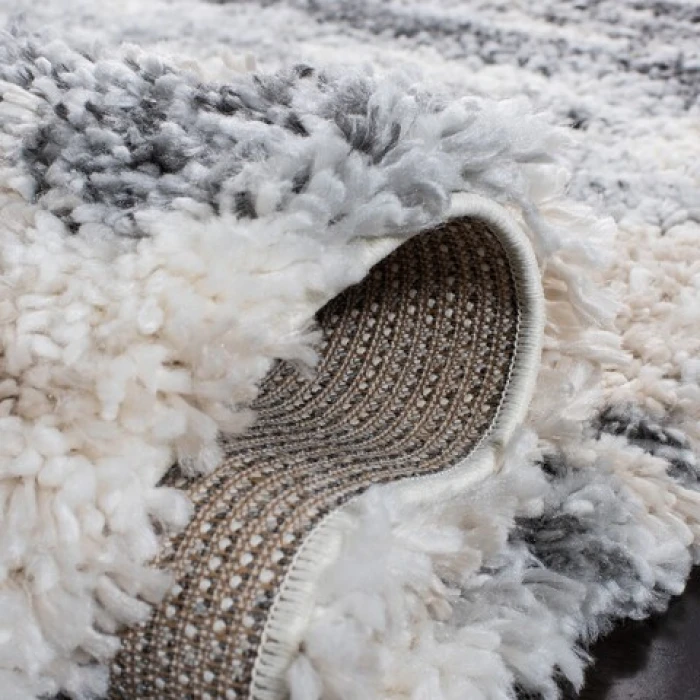 Safavieh Fontana Shag  Grey / Ivory FNT853 3 ft. X 5 ft. Rectangle Rug