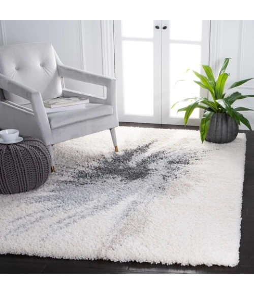 Safavieh Fontana Shag  Grey / Ivory FNT894 6 ft. 7 in. X 9 ft. Rectangle Rug