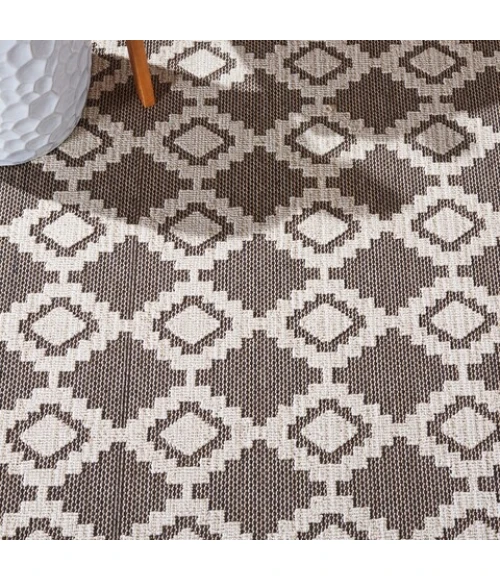 Safavieh Global Beige / Dark Beig GLB208 9 ft. X 12 ft. Rectangle Rug