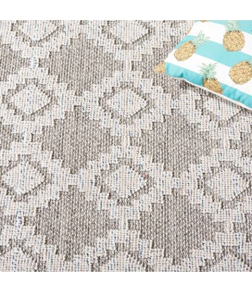 Safavieh Global Grey / Ivory GLB208 4 ft. X 6 ft. Rectangle Rug