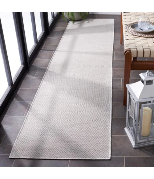 Safavieh Hampton Ivory / Multi HTN233 2 ft. X 9 ft. Runner Rug