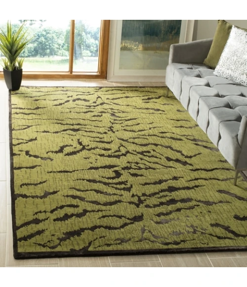 Safavieh Jamie Drake Jade / Coffee JDK351 4 ft. X 6 ft. Rectangle Rug