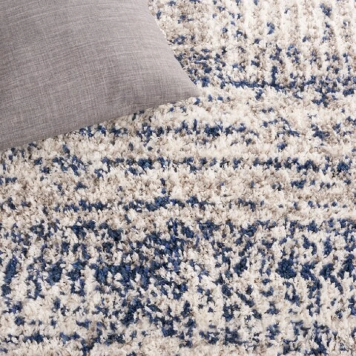 Safavieh Jericho Shag Navy / Ivory JER100 3 ft. X 3 ft. Round Rug