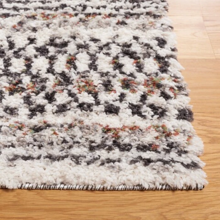 Safavieh Jericho Shag Black / Rust JER110 5 ft. 3 in. X 7 ft. 6 in. Rectangle Rug