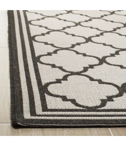 Safavieh Linden  Light Grey / Charcoal LND121 8 ft. X 10 ft. Rectangle Rug