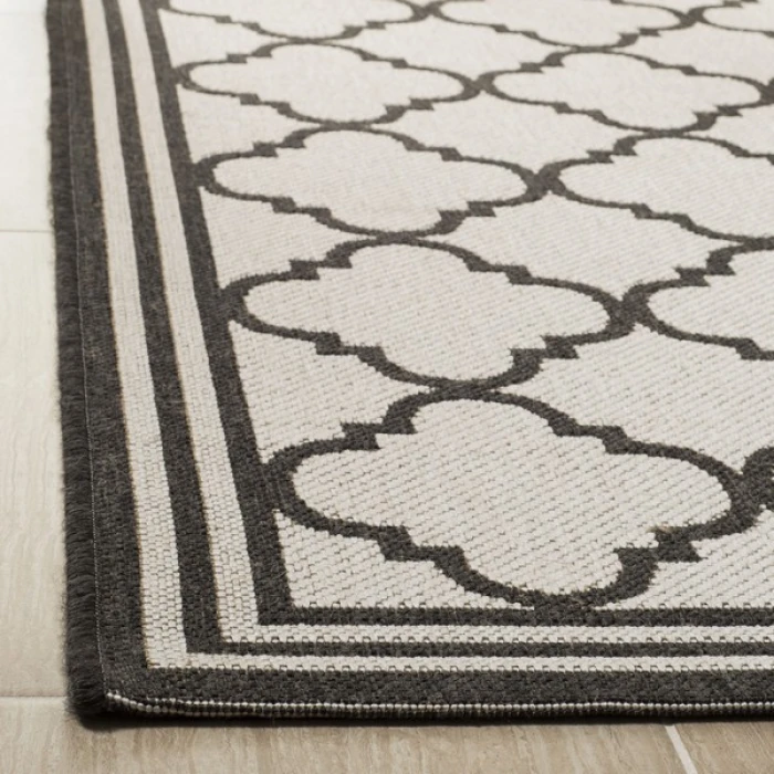 Safavieh Linden  Light Grey / Charcoal LND121 2 ft. 2 in. X 8 ft. Runner Rug