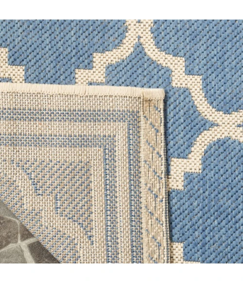 Safavieh Linden  Blue / Creme LND121 6 ft. 7 in. X 6 ft. 7 in. Square Rug