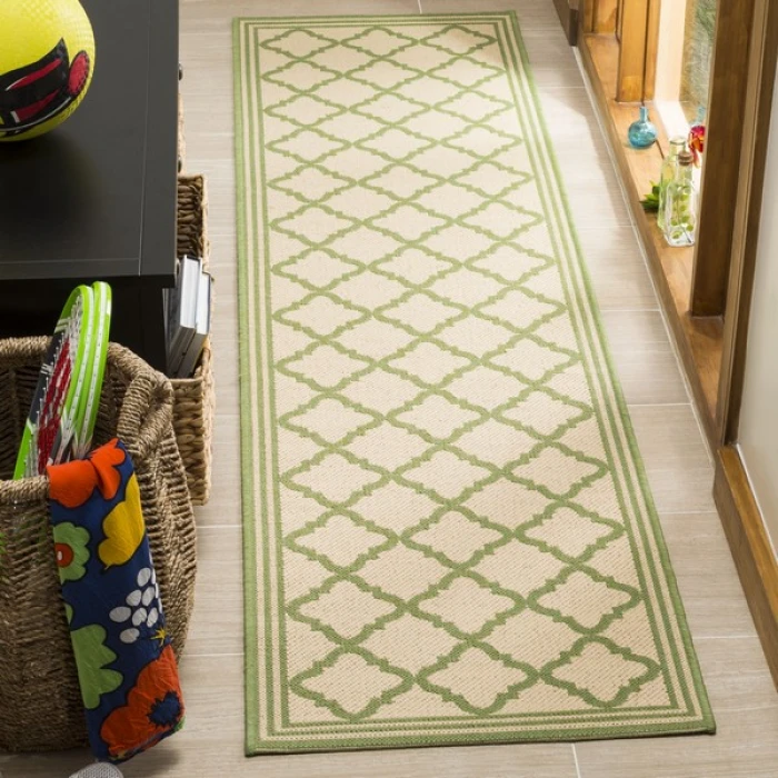 Safavieh Linden  Cream / Olive LND121 2 ft. 2 in. X 8 ft. Runner Rug