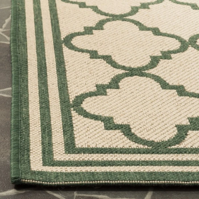 Safavieh Linden  Cream / Green LND121 6 ft. 7 in. X 6 ft. 7 in. Square Rug